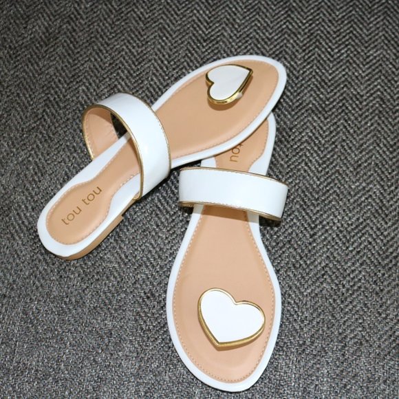 Tou Tou Sweetheart Sandals - Picture 1 of 8